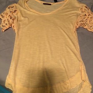 BKE Open mesh shoulder tee